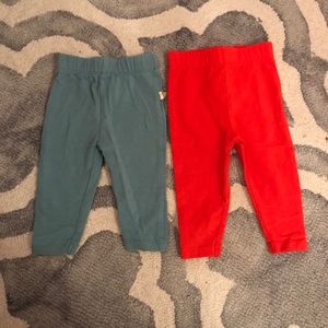 Hallmark Baby Leggings - Two pairs 0-3 months